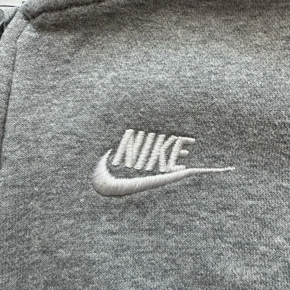 Nike Club Fleece Full Zip Hoodie Youth Large Gray Embroidered Logo Jacket
